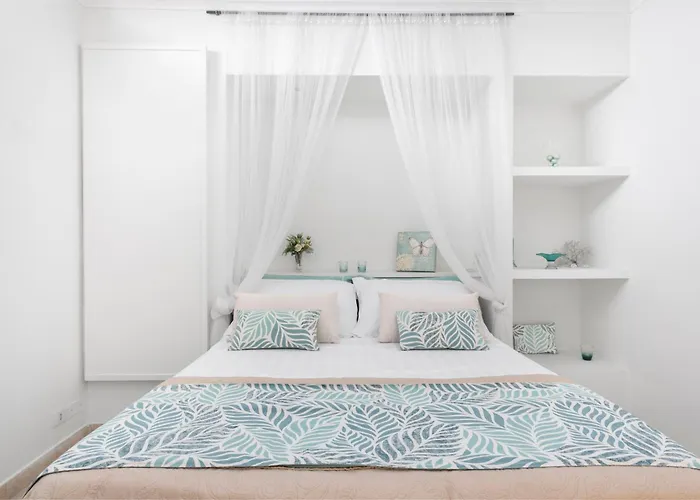 Marziale - De Vivo Realty