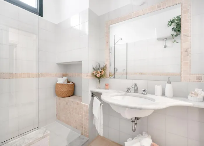 Marziale - De Vivo Realty Apartamento