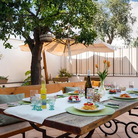 Marziale - De Vivo Realty Apartment Sorrento